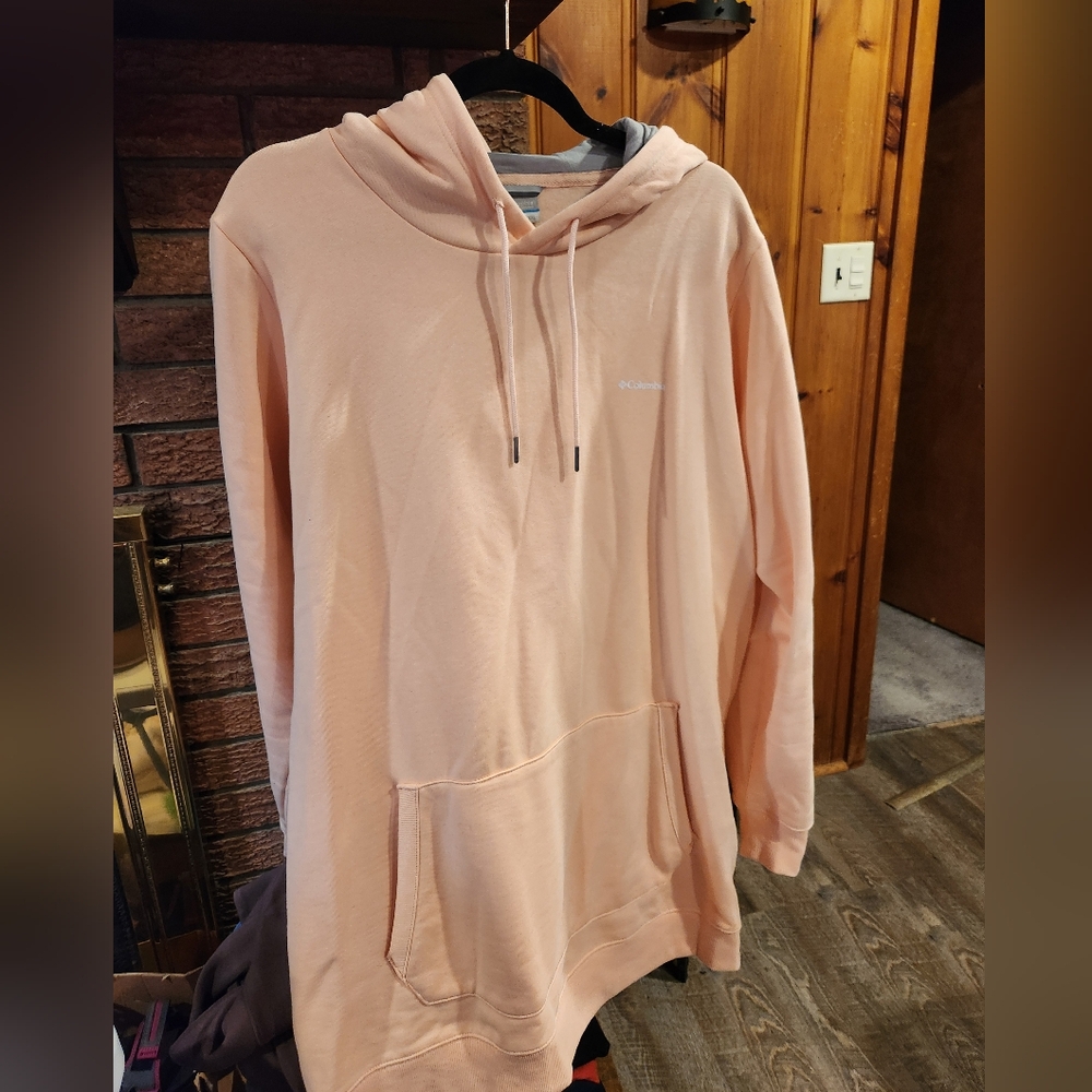 Columbia Women's Soft Peach Long Hoodie Sweater